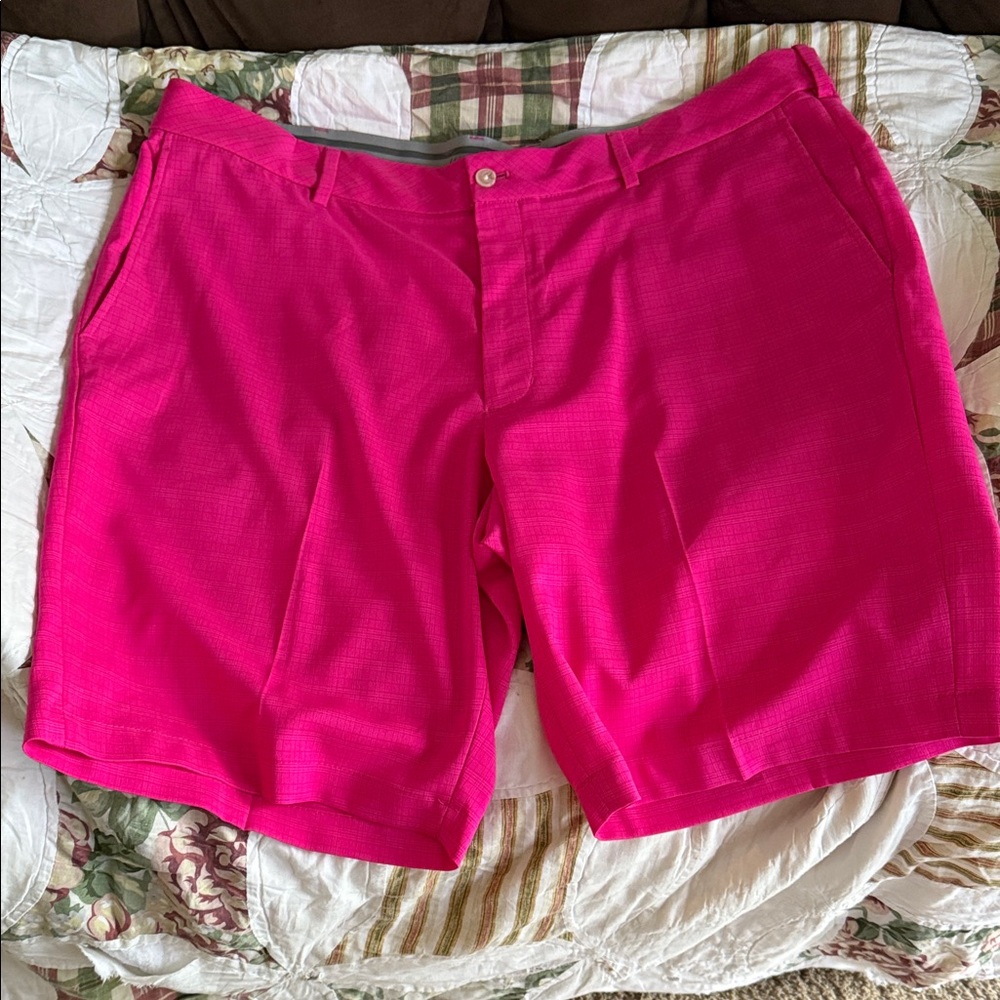 Walter Hagen Pink Flat Front Men Shorts